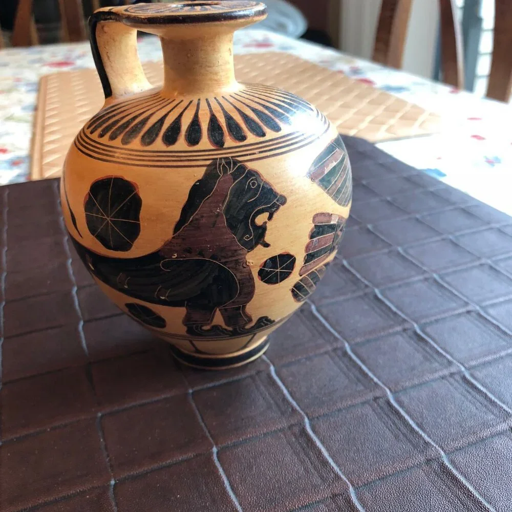 Aribalo Corintio Vase Jar Peruvian Reproduction